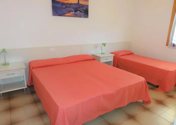 With Shared Pools Вилла