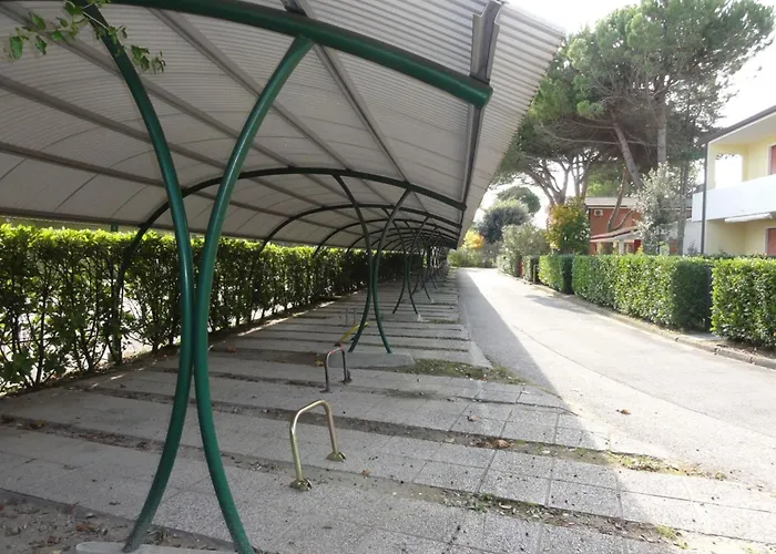 With Shared Pools Бибионе